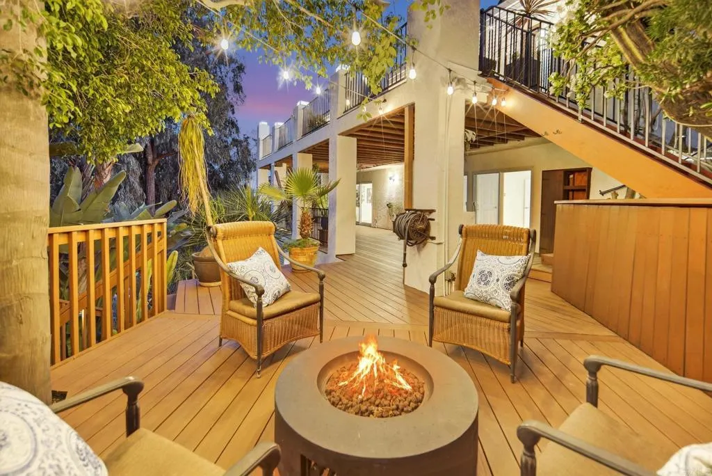 https://cdn.realtyfeed.com/cdn/127/306630961/38a6991d031316a6e6db77520b7a2a21.webp