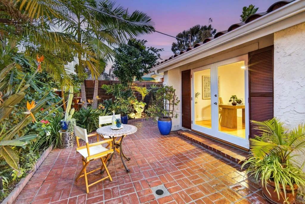 https://cdn.realtyfeed.com/cdn/127/306630961/538e697d5ac218903d8931f92823e772.webp