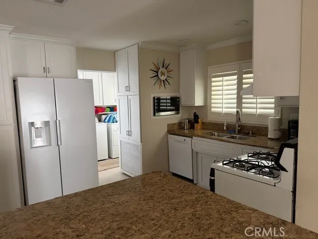 2104 Birdie, Palm Springs, CA 92264 - Photo 4 of 15, Palm Springs, CA