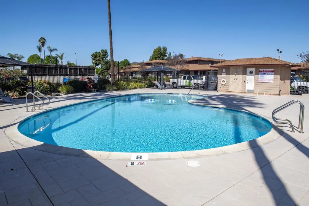 Photo #11: NDP2600892 Listing: Photo #11