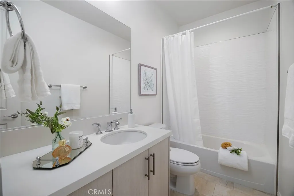 https://cdn.realtyfeed.com/cdn/127/306631022/5403684794323cfbb93c35706a61a44c.webp