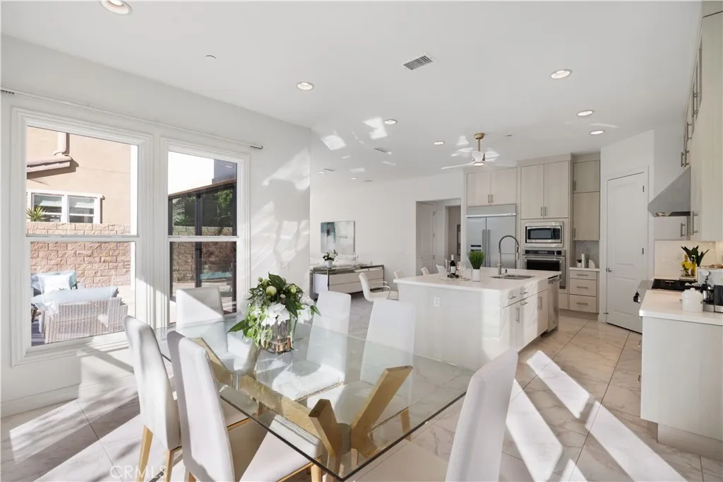 https://cdn.realtyfeed.com/cdn/127/306631022/5cc541c68882167a6a791329c429a3dc.webp