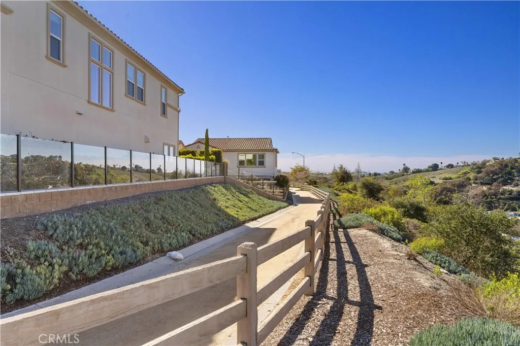 https://cdn.realtyfeed.com/cdn/127/306631022/8c1793d754994a98bd7cdfd1ea359338.webp