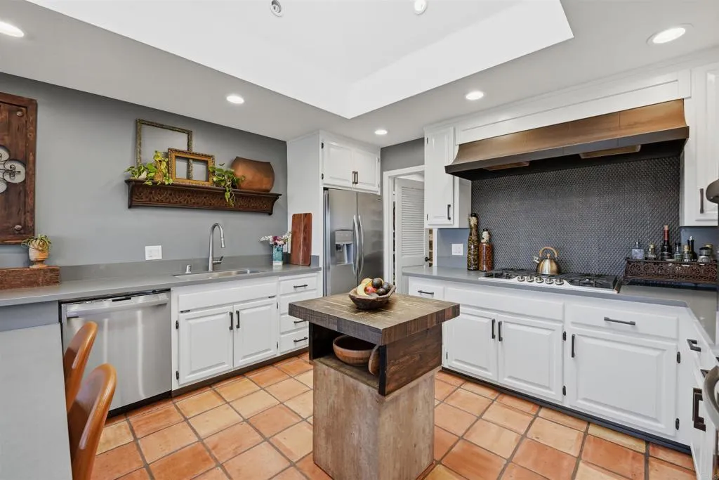 Photo #15: NDP2600895 Listing: Photo #15