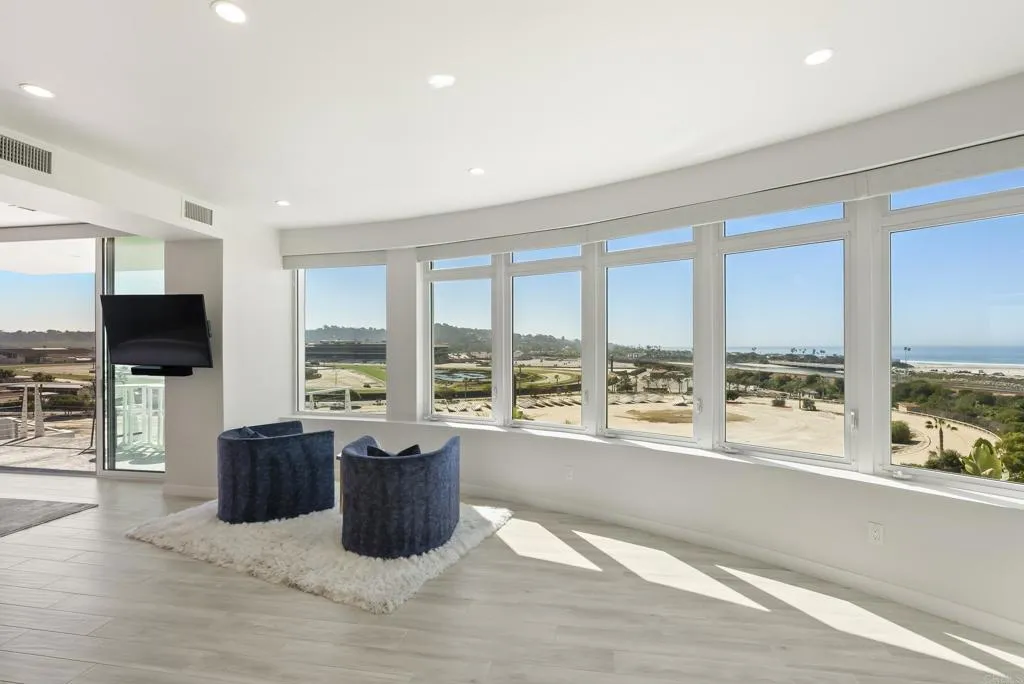 https://cdn.realtyfeed.com/cdn/127/306631083/b665983f6696502f851543416bd0b95b.webp