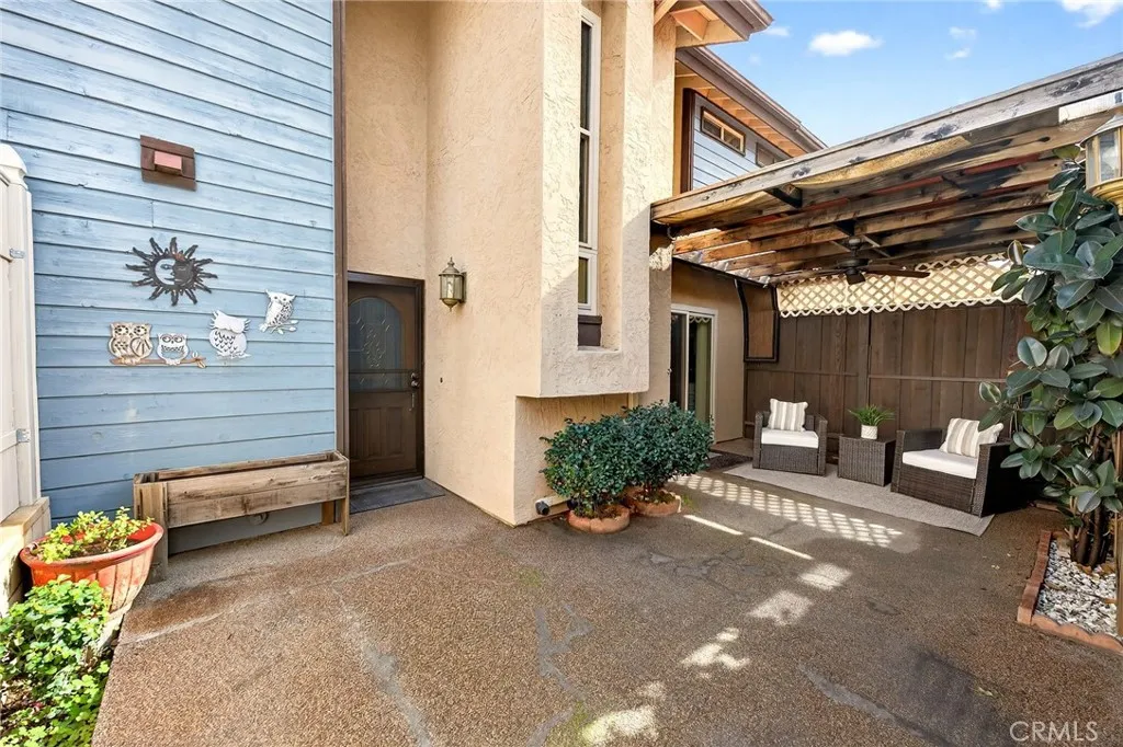 https://cdn.realtyfeed.com/cdn/127/306631103/264144ad6a042dfad1d2184f30595c5c.webp