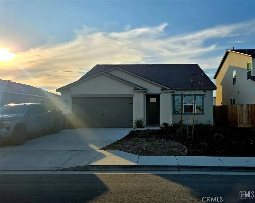 9007 Miranda Garden, Bakersfield, CA 93311 - Main photo, Bakersfield, CA