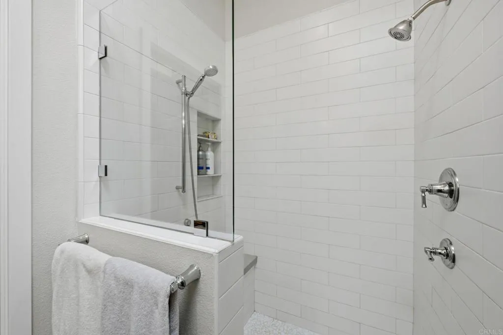 https://cdn.realtyfeed.com/cdn/127/306631171/55bf100f2b12ea1d11c3d6fe803d057a.webp