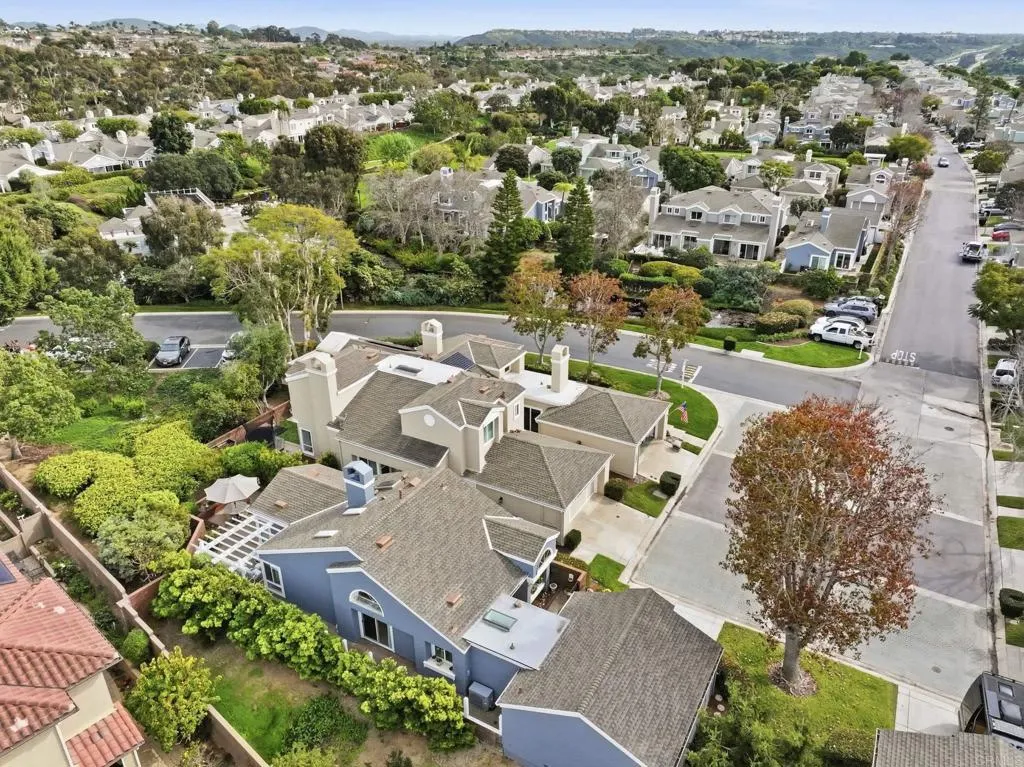 https://cdn.realtyfeed.com/cdn/127/306631171/7285e3218e5c5bd625852e42b4b9267f.webp