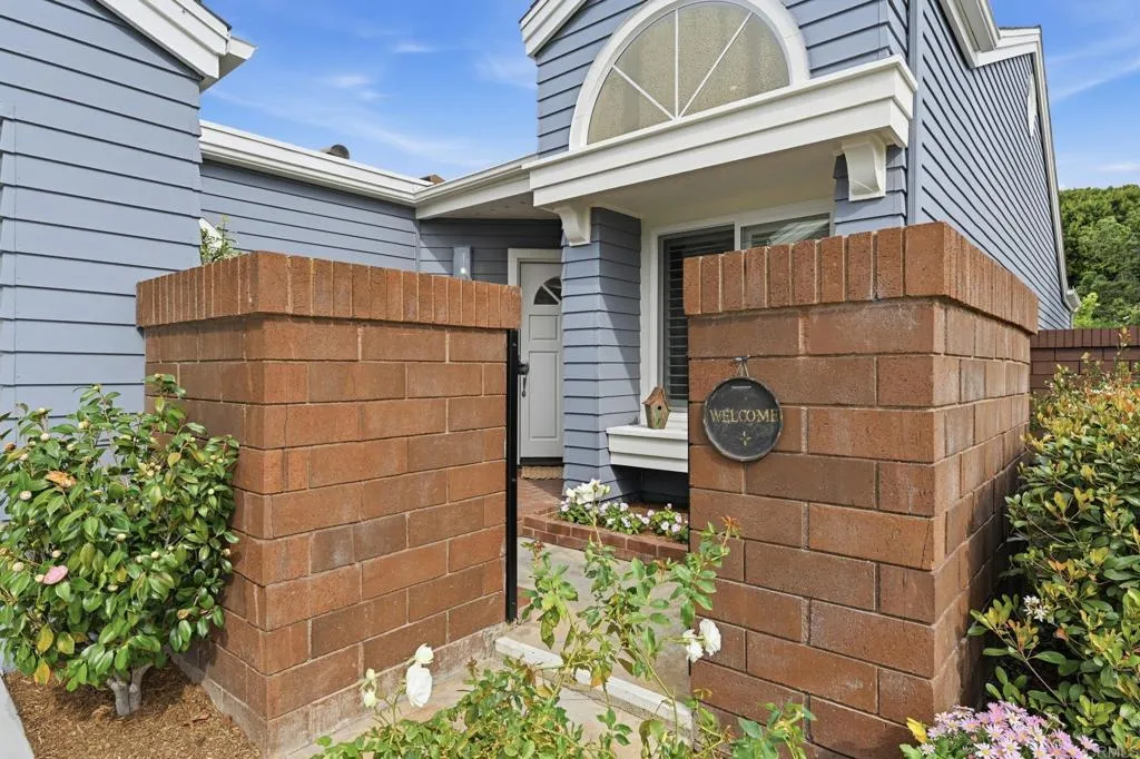 https://cdn.realtyfeed.com/cdn/127/306631171/7ad4192a2d3bc36712826da6bc0c385e.webp