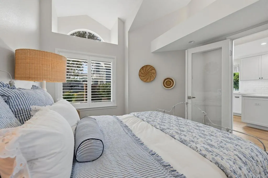 https://cdn.realtyfeed.com/cdn/127/306631171/ef287426517529f6af80ab64be917e47.webp