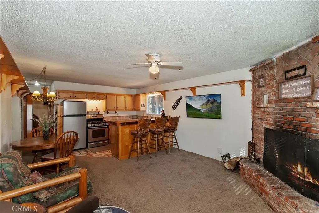 676 Pine Lane, Sugarloaf, CA 92386 - Photo 5 of 23, Sugarloaf, CA