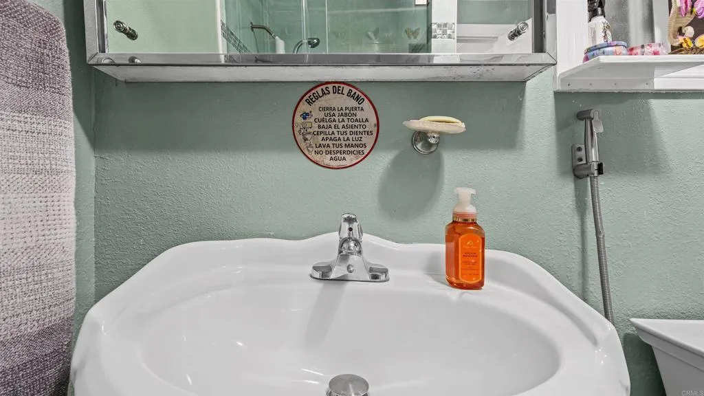 https://cdn.realtyfeed.com/cdn/127/306631202/8b9953e3bde19b119f1f5718574a48d3.webp