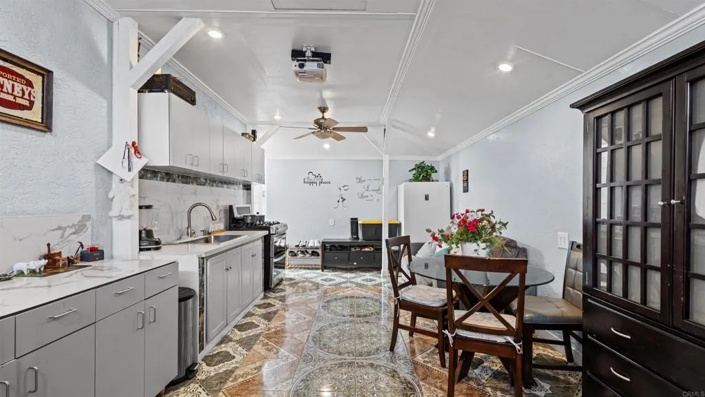 https://cdn.realtyfeed.com/cdn/127/306631202/bfb2e3363afa3f5d296329e450550a28.webp