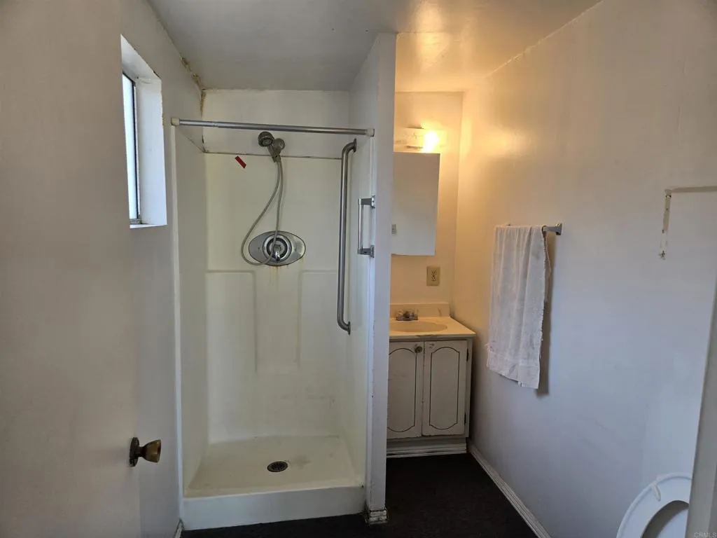 https://cdn.realtyfeed.com/cdn/127/306631279/6b199414837e5f385abce754446c9c9f.webp