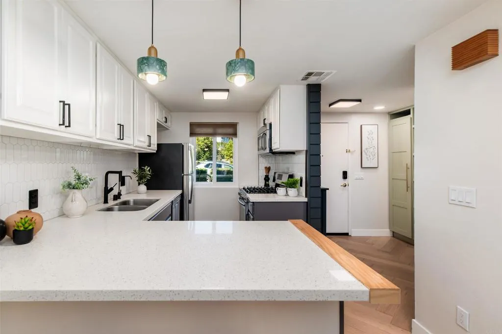 https://cdn.realtyfeed.com/cdn/127/306631357/20d1038160dba24e333b0c4ed55448c2.webp