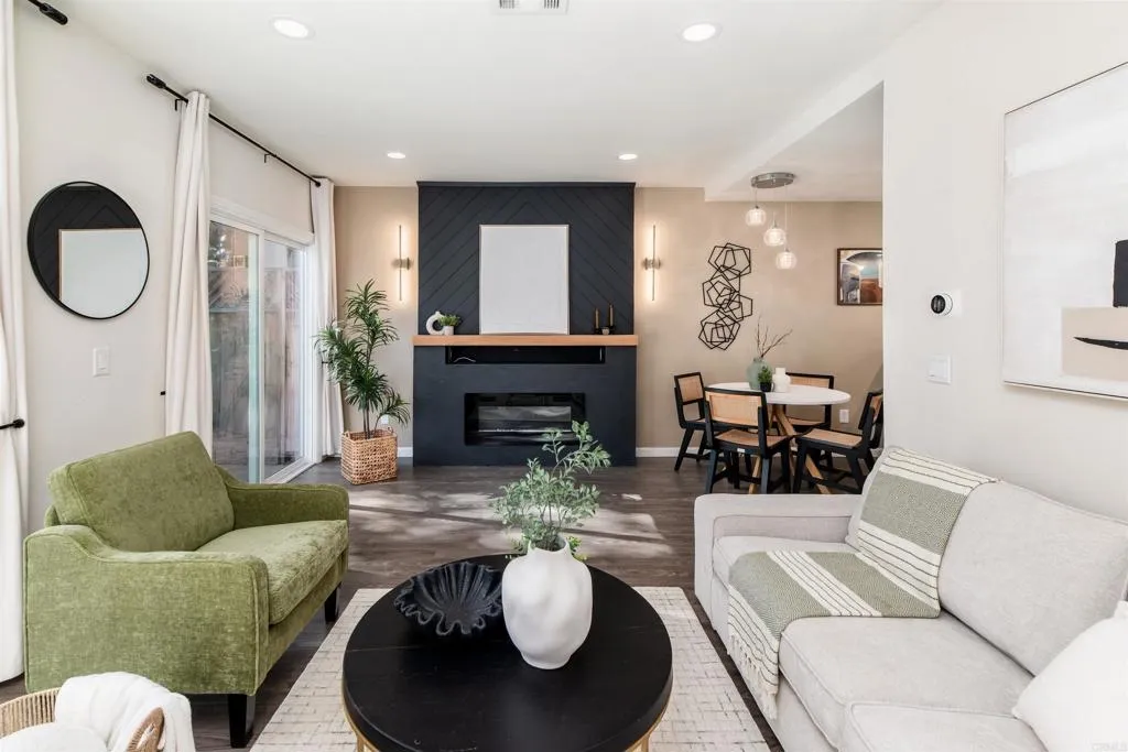 2406 Altisma Way UNIT A, Carlsbad, CA, 92009