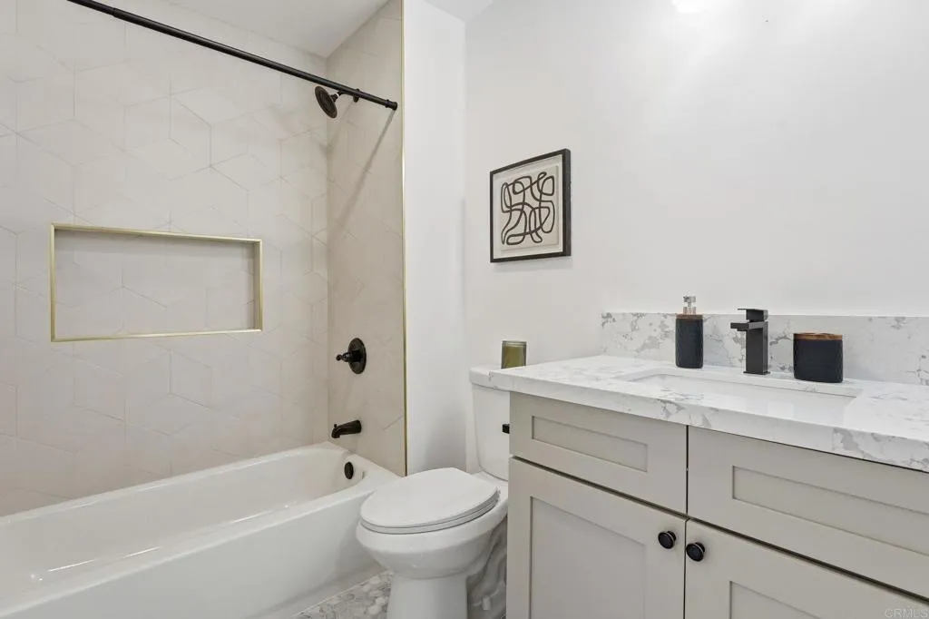 https://cdn.realtyfeed.com/cdn/127/306631377/5f6c5278e21e58d82ea0600693f594c6.webp