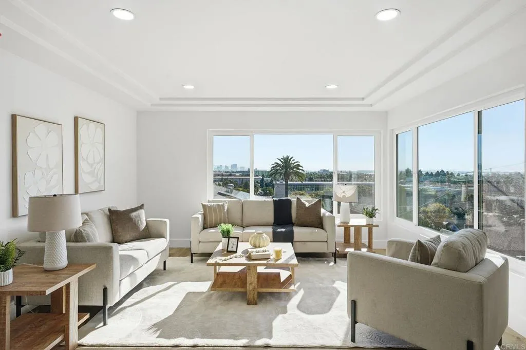 https://cdn.realtyfeed.com/cdn/127/306631377/829f93326d66136cc9d34b7782947240.webp