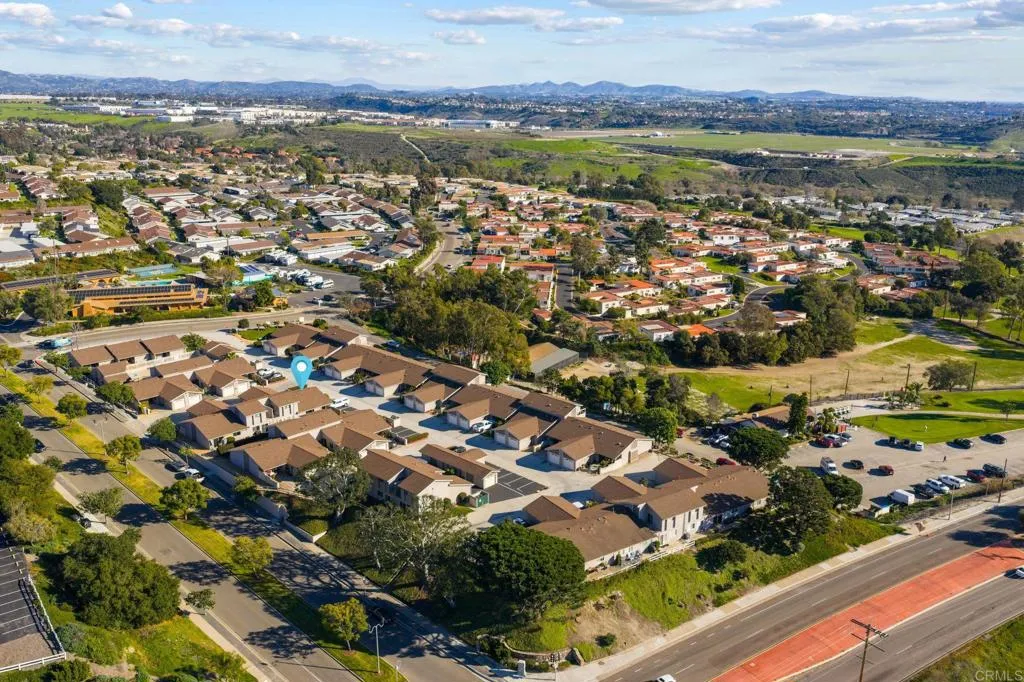 https://cdn.realtyfeed.com/cdn/127/306631414/a1c84ac1d9c0a5cbde1df8c547a18a58.webp