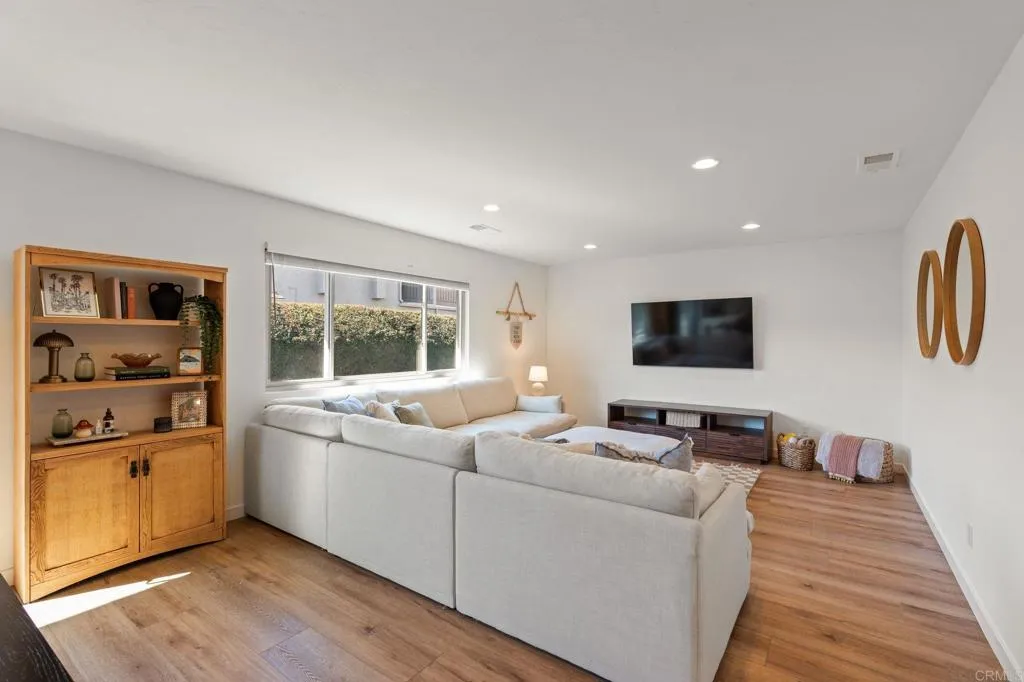 https://cdn.realtyfeed.com/cdn/127/306631414/cfb475ddc1cca70d77c616947c9dda1e.webp