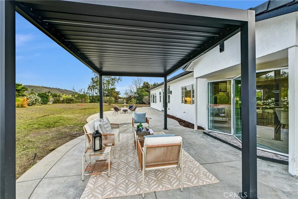 https://cdn.realtyfeed.com/cdn/127/306631428/fd0c1409ed3b822ae41ed91984859710.webp