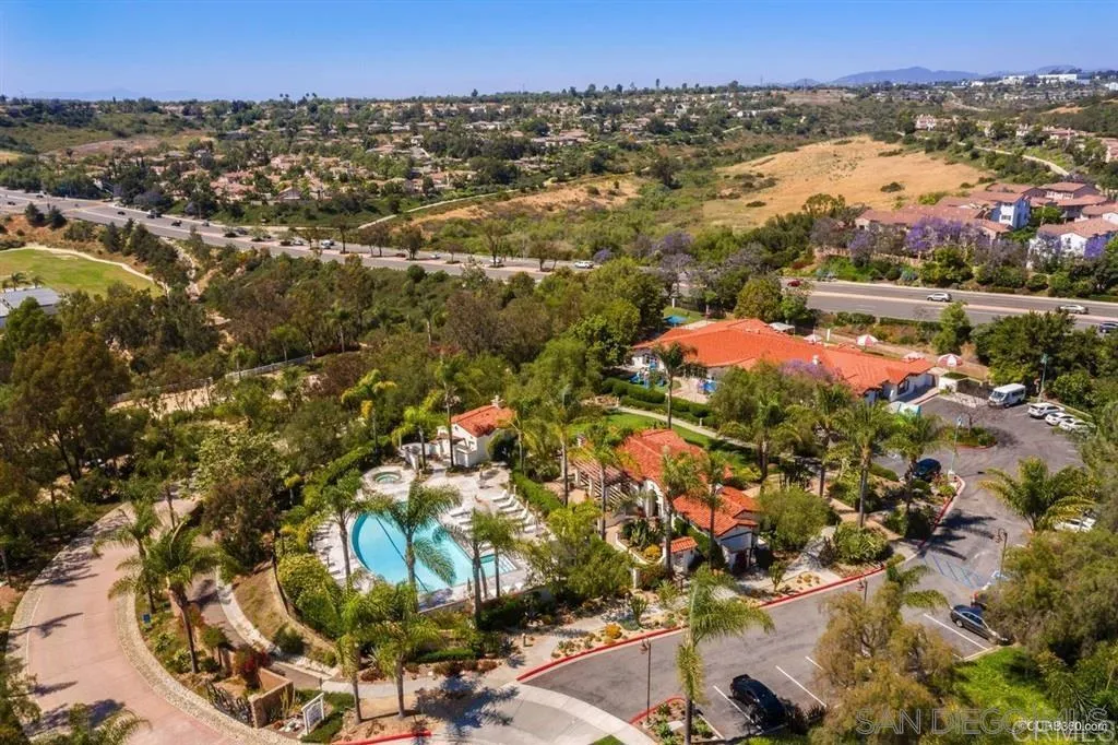 https://cdn.realtyfeed.com/cdn/127/306631443/68c6c639b9aa2a5fd741852c7d54be94.webp