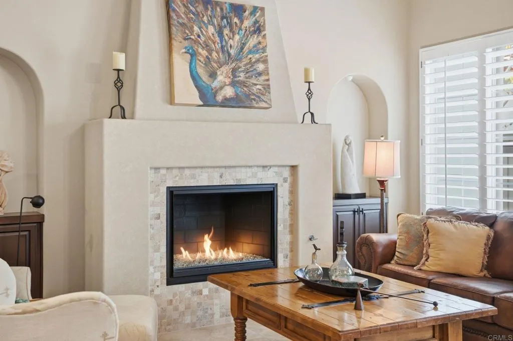 https://cdn.realtyfeed.com/cdn/127/306631443/f9de6f841a5f93c7e2681e8e14d6e415.webp