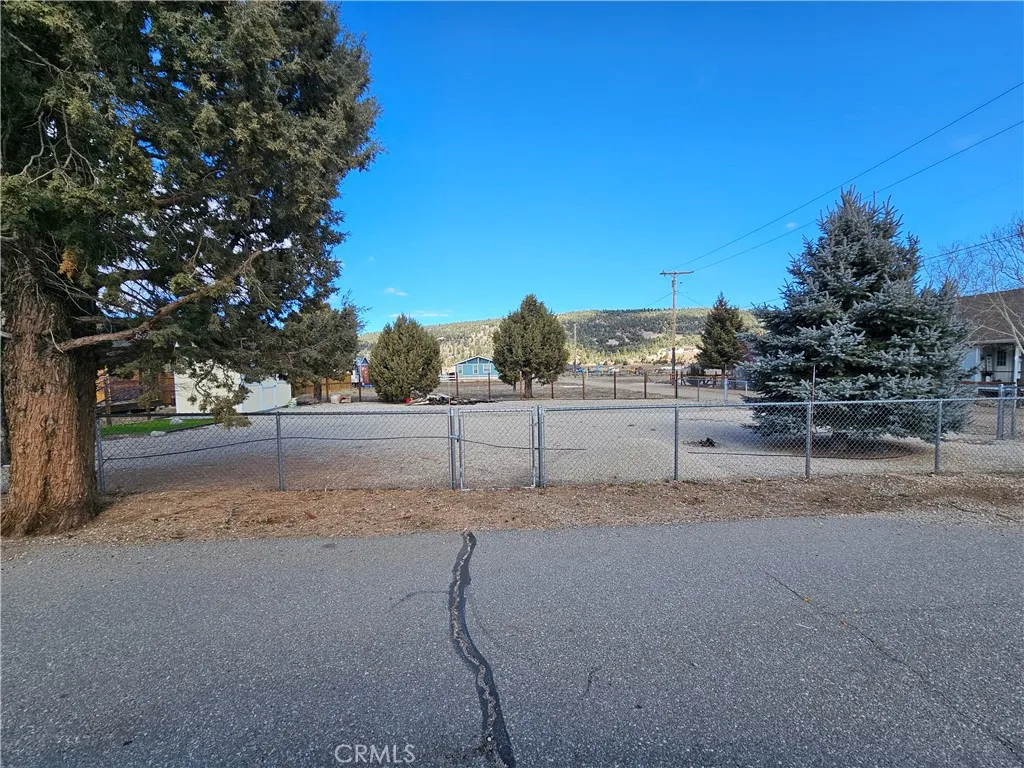 849 Hemlock, Big Bear City, CA 92314 - Photo 2 of 20, Big Bear City, CA