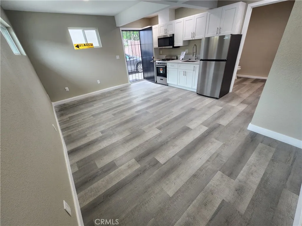 984 El Camino Drive Unit E, Costa Mesa, CA 92626 - Photo 2 of 7, Costa Mesa, CA