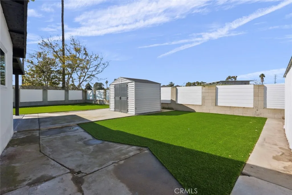 https://cdn.realtyfeed.com/cdn/127/306631469/ca864c5e9a0c114f18ea7c16a3b7c405.webp