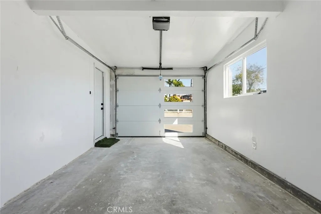 https://cdn.realtyfeed.com/cdn/127/306631469/f872d7d9941ab5cffa0abd0ba9b5cf9a.webp