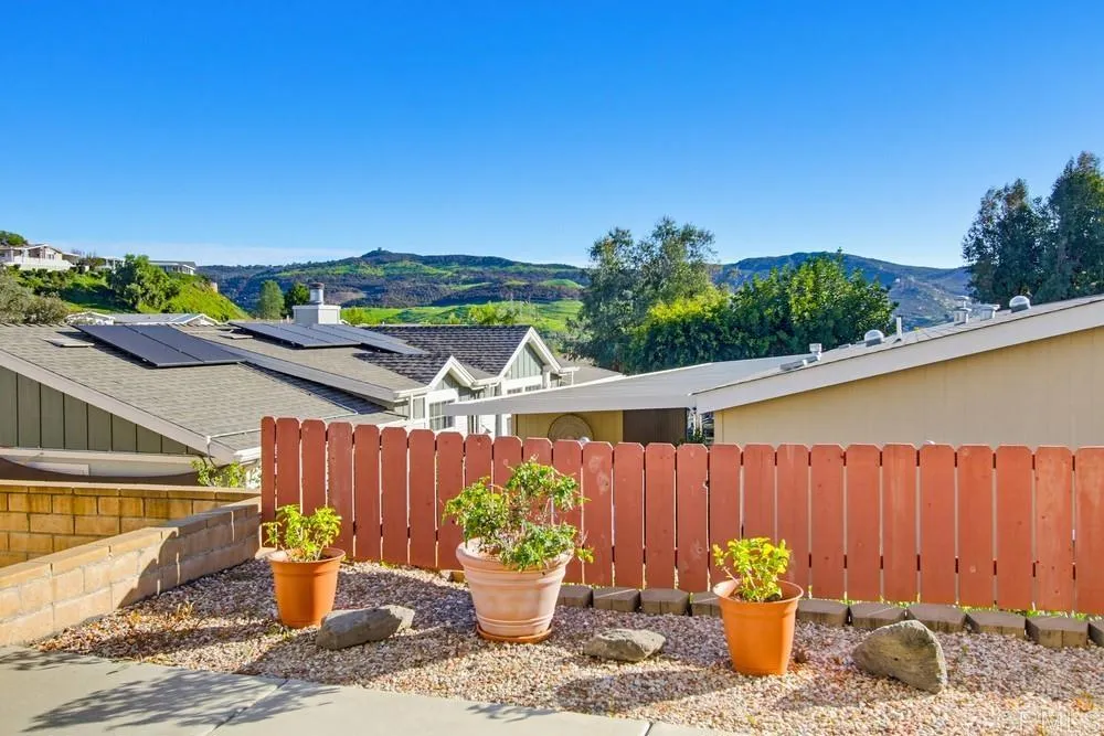 https://cdn.realtyfeed.com/cdn/127/306631475/80d01a2665b350c97c0c622d12578673.webp