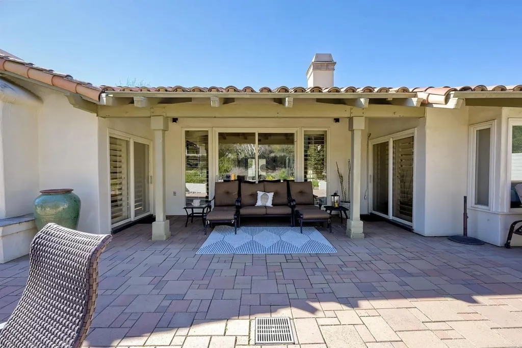 https://cdn.realtyfeed.com/cdn/127/306631481/7ce7b689477405d0f116463ff249ad4d.webp