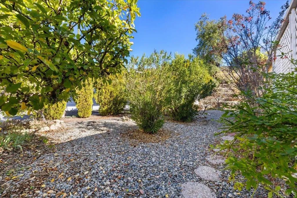 https://cdn.realtyfeed.com/cdn/127/306631532/8099a65cd405a489a695c9b08cd0c249.webp