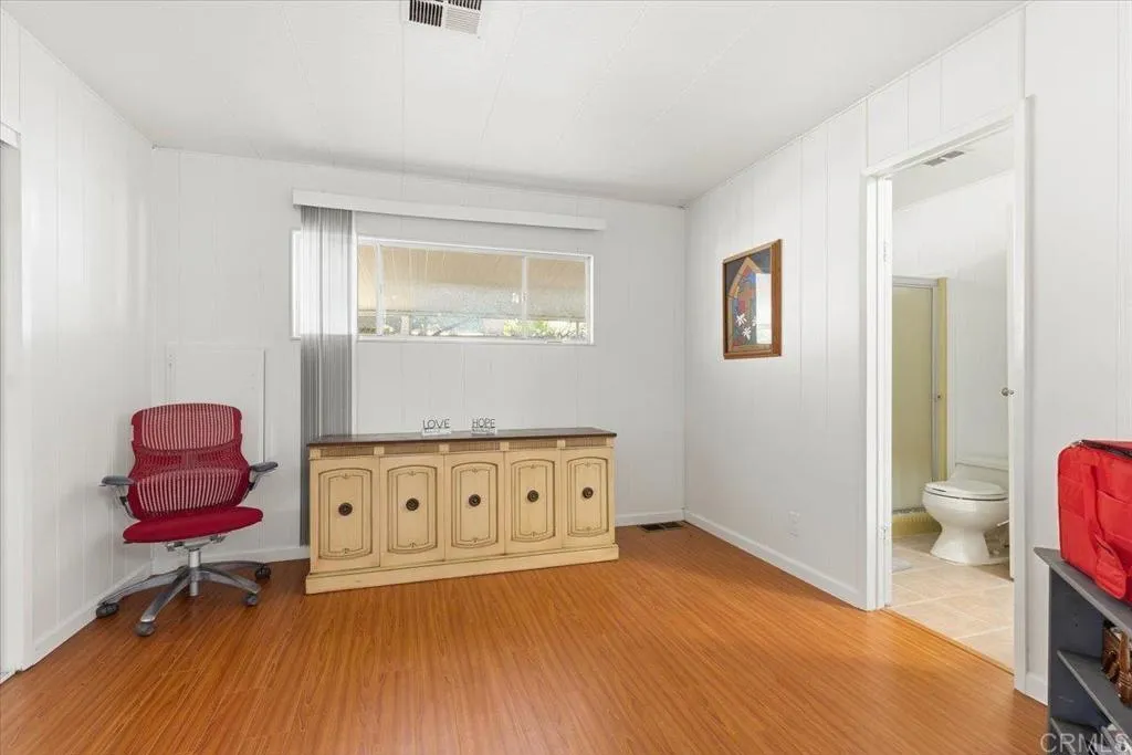 https://cdn.realtyfeed.com/cdn/127/306631532/c352e2db4ad914ee930cb2754b713693.webp