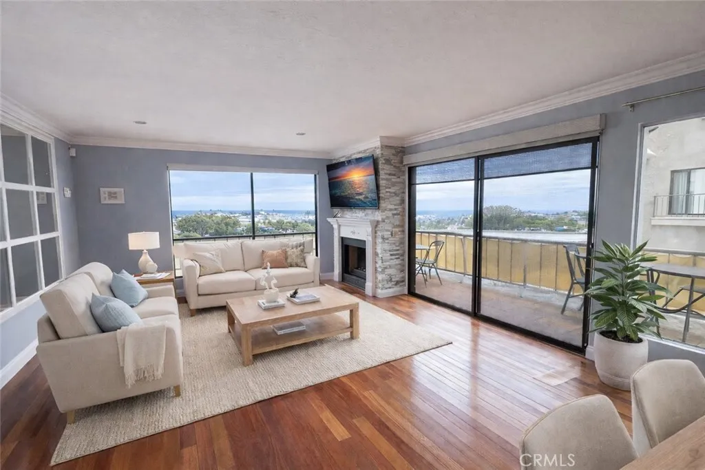 665 W 24th Street Unit 208, San Pedro, CA 90731 - Photo 3 of 29, San Pedro, CA