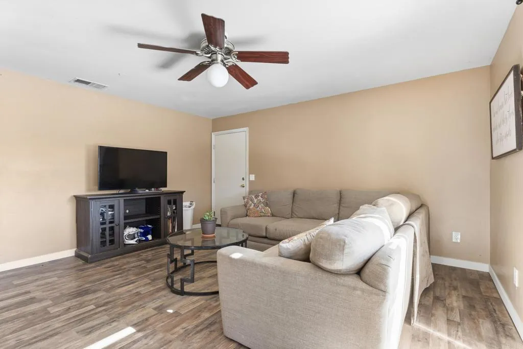 https://cdn.realtyfeed.com/cdn/127/306631560/535bb64f0829ef6375ac415231a46310.webp