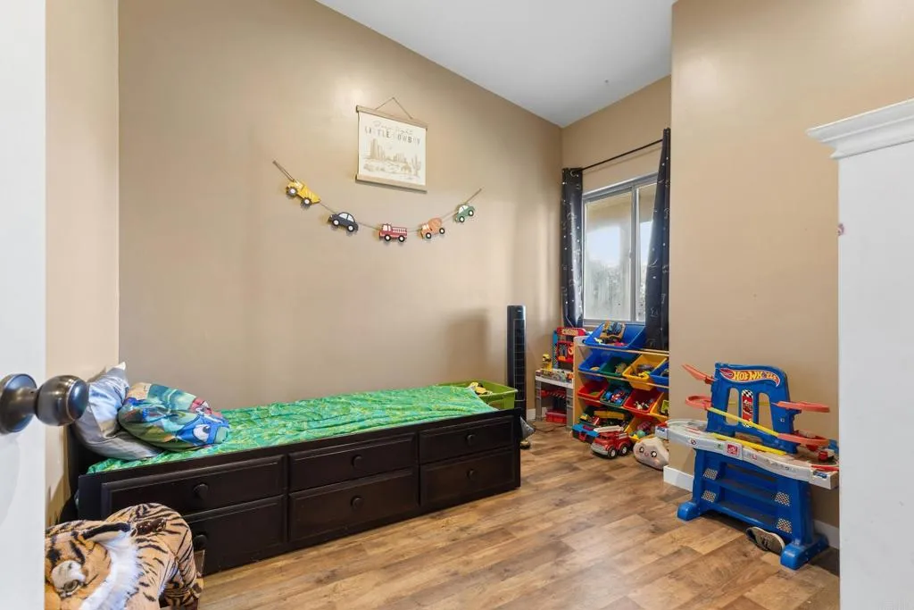 https://cdn.realtyfeed.com/cdn/127/306631560/7a24014d8cc7971573aa21568f0d551b.webp