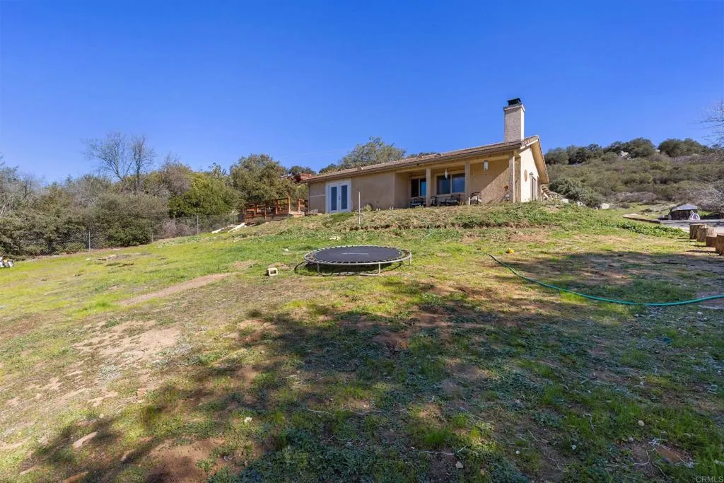 https://cdn.realtyfeed.com/cdn/127/306631560/833bd319a753eecd7c1b58f2762a24f6.webp