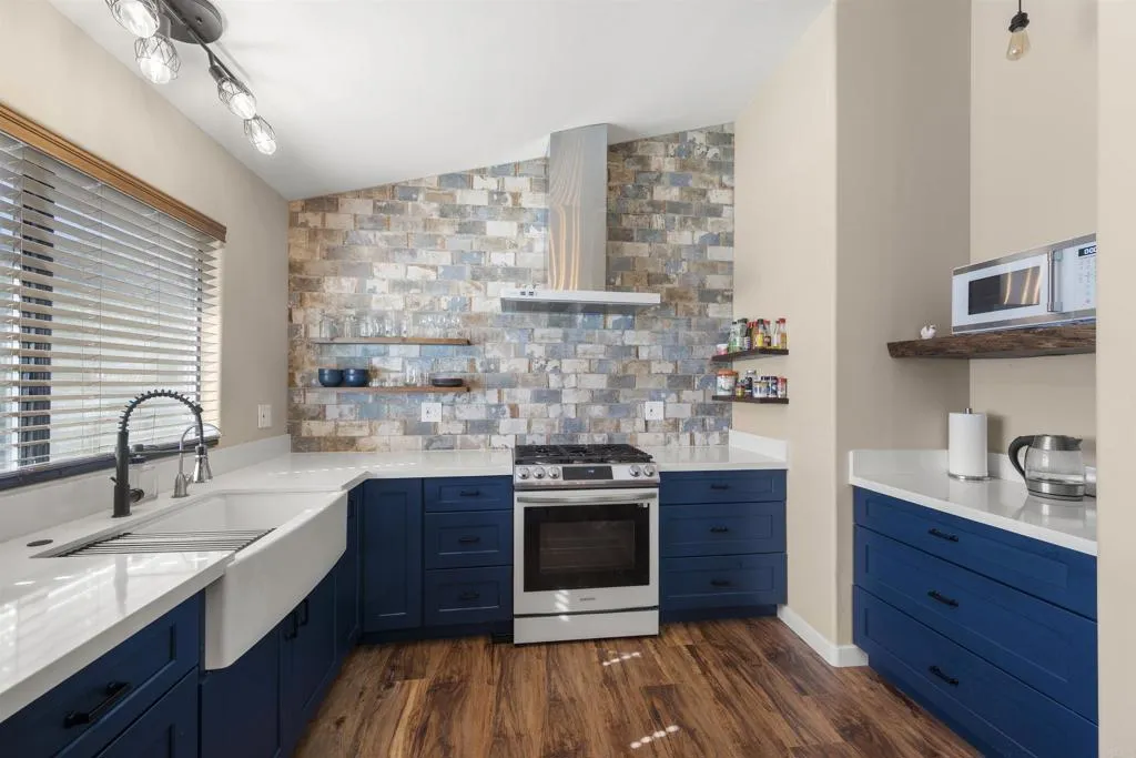 https://cdn.realtyfeed.com/cdn/127/306631572/721abda4c895e37a9c3650829f224592.webp