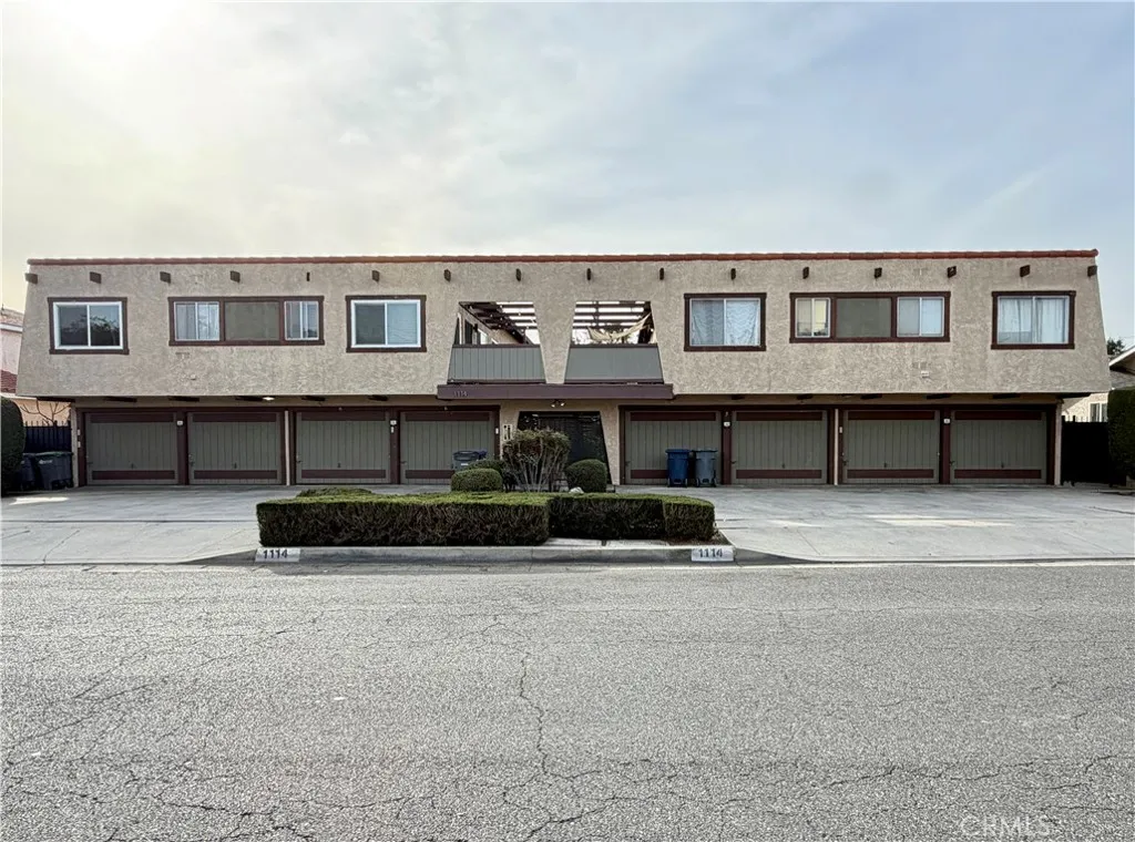 1114 W 163rd Street Unit 6, Gardena, CA 90247 - Main photo, Gardena, CA