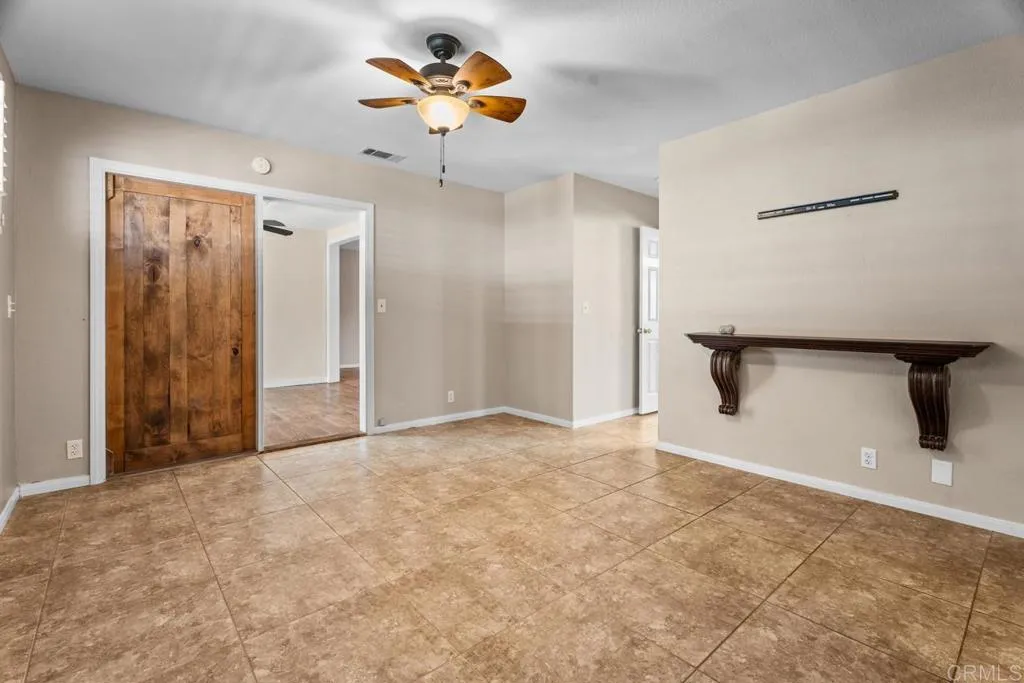 https://cdn.realtyfeed.com/cdn/127/306631620/2a5a71b5305e44ce88ceb90bb6238089.webp