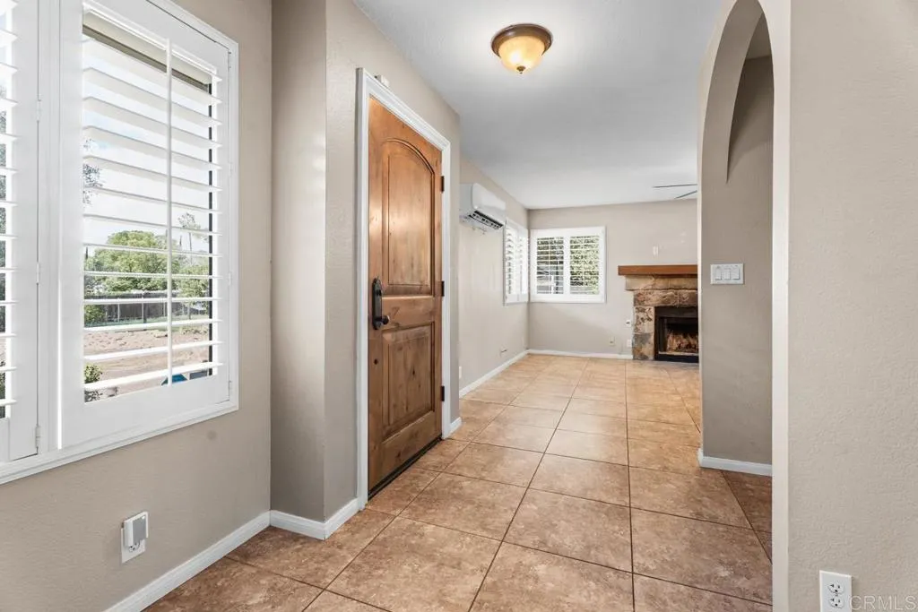 https://cdn.realtyfeed.com/cdn/127/306631620/4b03670aa6c1b2d9d98073fd1af7aaa7.webp