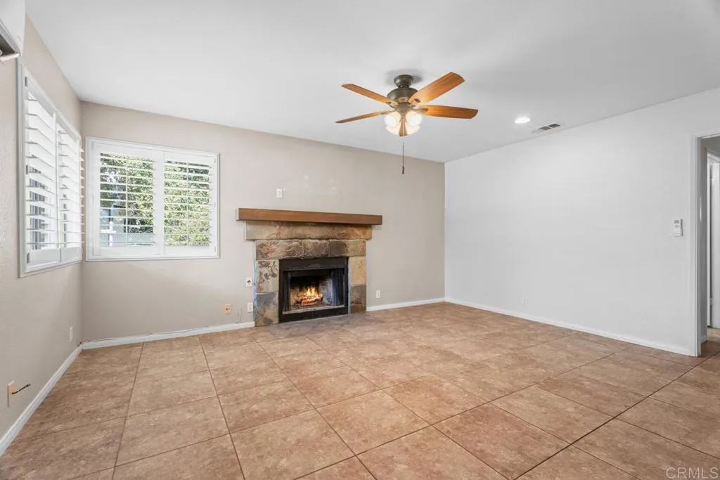 https://cdn.realtyfeed.com/cdn/127/306631620/843375abf8e8d3994c020a5731c6b7f6.webp