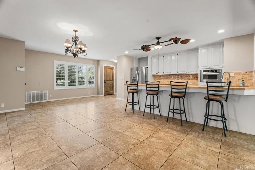https://cdn.realtyfeed.com/cdn/127/306631620/99de3f0d3876b5b28e5d0c57979c0dd1.webp