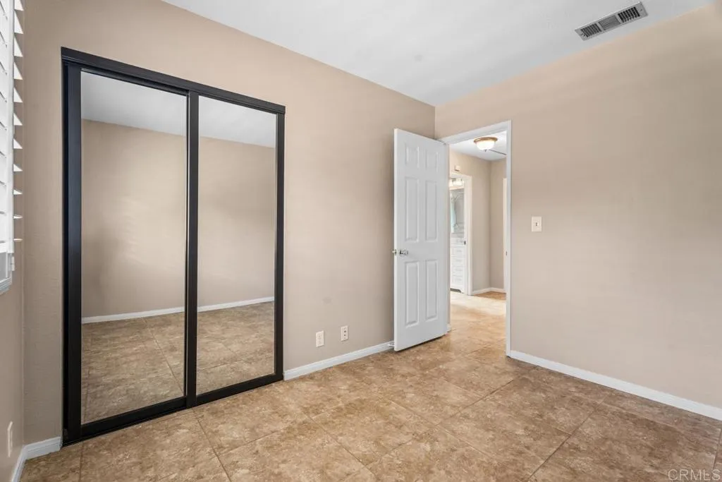 https://cdn.realtyfeed.com/cdn/127/306631620/f7adaaf8ace46256945abb7fa1435898.webp
