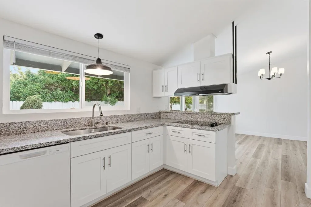 https://cdn.realtyfeed.com/cdn/127/306631634/019b0265624350ca7c12cc99d37d3b58.webp