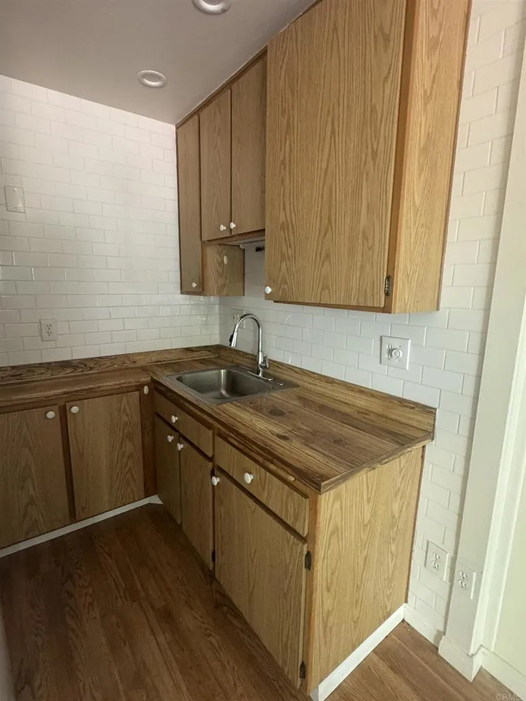 Photo #5: PTP2600754 Listing: Photo #5
