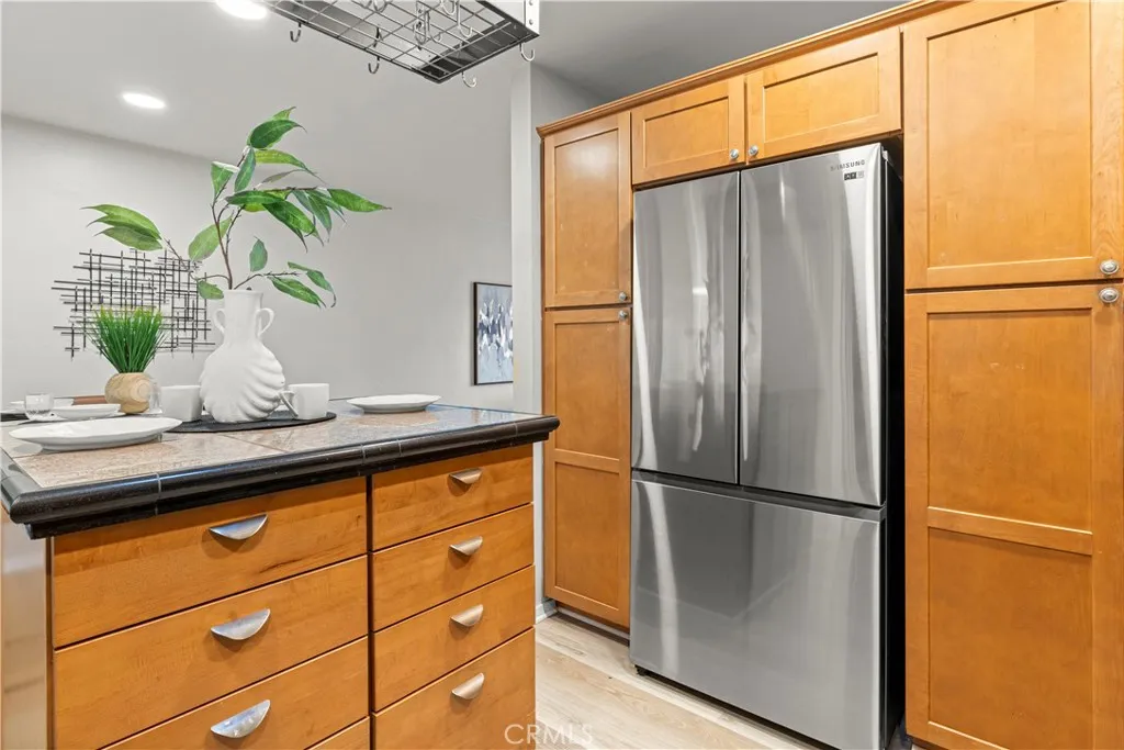 https://cdn.realtyfeed.com/cdn/127/306631671/183486913f53453eb6390f6ece2b22ba.webp